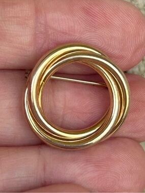 Vintage Runci 80’s 12K Gold Filled Intertwined Brooch/Pin